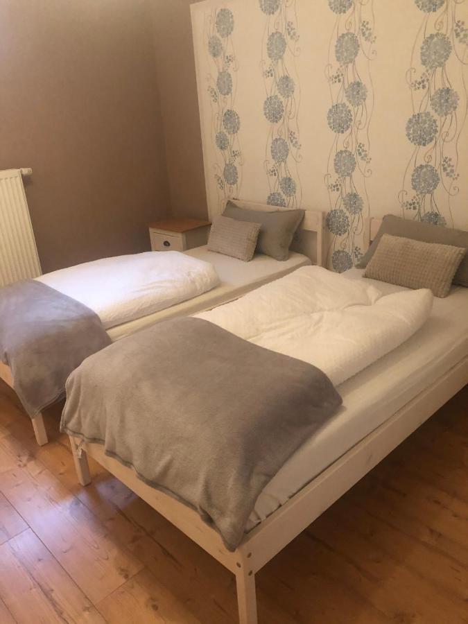 Ferienwohnung Klosterblick Bastheim Buitenkant foto